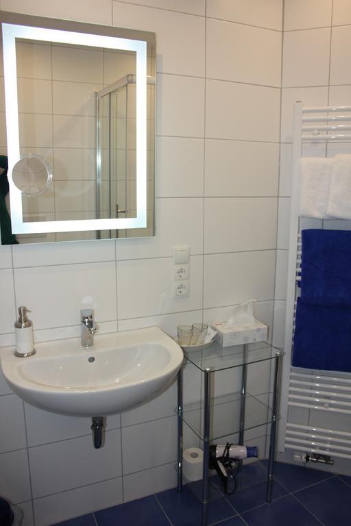 Gaestehaus Burgberg, Weinhaus Fries Kattenes Номер фото