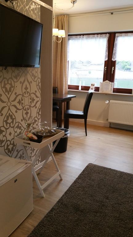 Gaestehaus Burgberg, Weinhaus Fries Kattenes Экстерьер фото